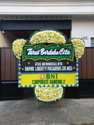 Papan Bunga Duka di Sukapada