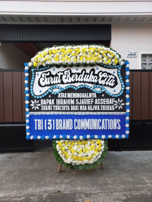 Papan Bunga Duka di Sukapada